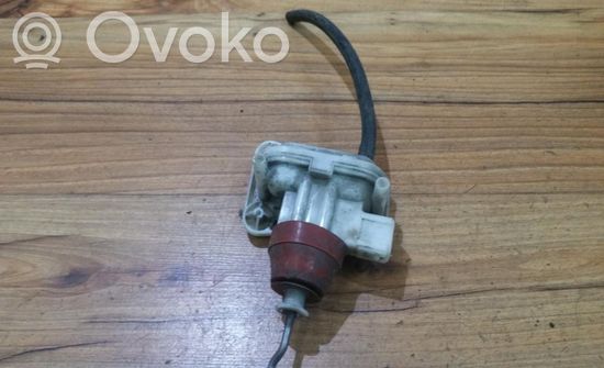 Audi 80 90 S2 B4 Central locking vacuum pump 893862123 893862153 893862123 893862153
