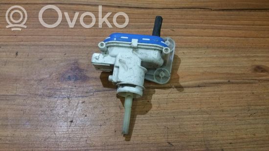 Audi 80 90 S2 B4 Central locking vacuum pump 893862123 893862123
