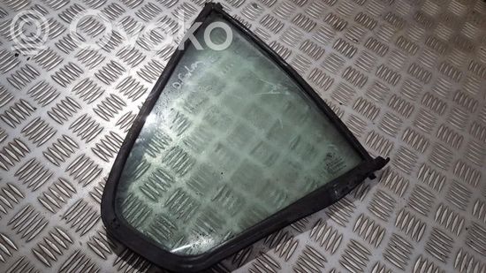 BMW 3 E36 Rear vent window glass