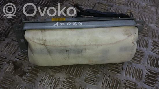 Volkswagen Polo Passenger airbag