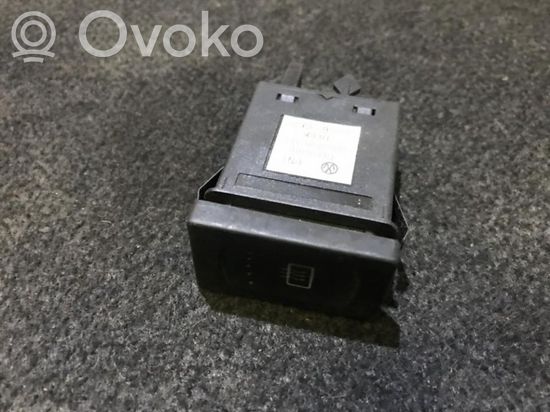 Volkswagen PASSAT B5.5 Windscreen/window heater switch 3b0959621c 3b0959621c