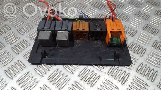Volkswagen II LT Fuse box set 9015450003 9015450003