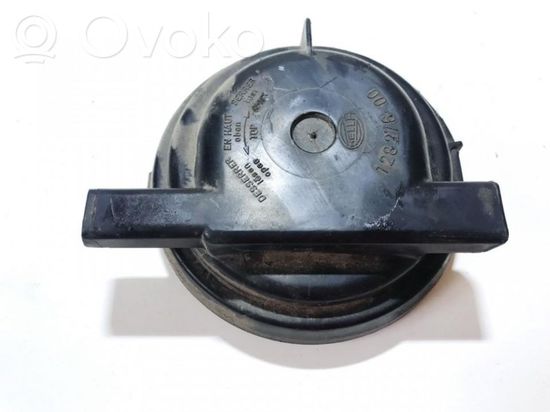 Audi 80 90 S2 B4 Headlight/headlamp dust cover 12827600 128276-00 12827600 128276-00
