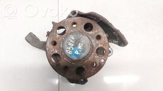 Mercedes-Benz CLK A209 C209 Front wheel hub