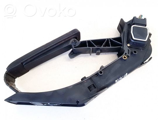 Mercedes-Benz S W220 Accelerator throttle pedal a2203000104 a2113010001 a2203000104 a2113010001