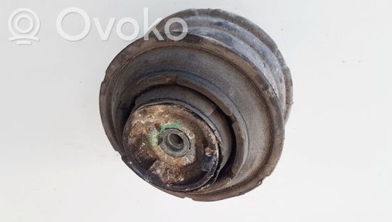 Mercedes-Benz C W202 Engine mount bracket 2022401617 2022401617