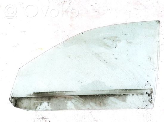 Volkswagen PASSAT B4 Front door window glass four-door