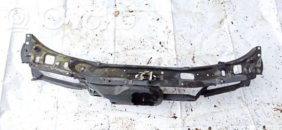 Volkswagen PASSAT B3 Radiator support slam panel