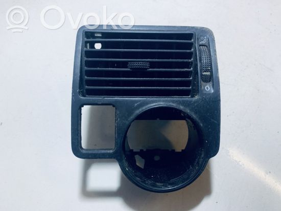 Volkswagen Golf IV Dash center air vent grill 1j1815715a 1j1819983 1j1815715a 1j1819983