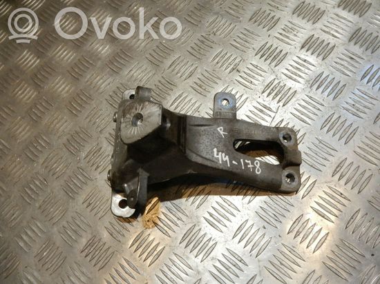 Audi S5 Facelift Engine mounting bracket 8K0199307BH AUDI 44178