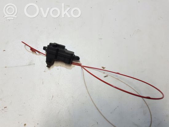 Audi A3 S3 A3 Sportback  8V Fuel tank cap lock motor 8v0862153a