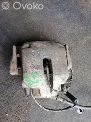 BMW 5 E39 Front brake caliper