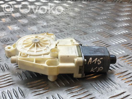 Mercedes-Benz E AMG W212 Front door window regulator motor A2048200142