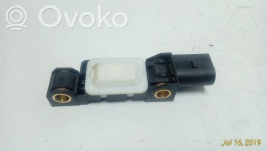 Audi A8 S8 D3 4E Airbag deployment crash/impact sensor 4B0959643E