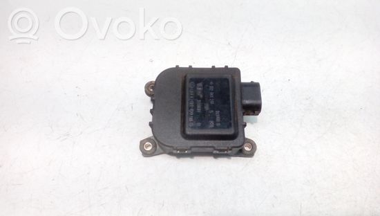 Volkswagen PASSAT B5.5 Air flap motor/actuator 0132801214 8D2820511C 133861H