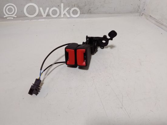 Volkswagen PASSAT B8 Middle seatbelt buckle (rear) 3V0857739A