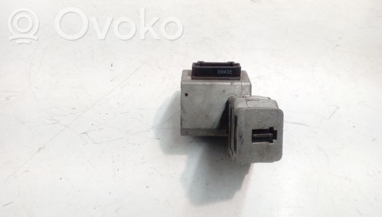 Mercedes-Benz E W210 Steering wheel lock 2080 YMOS