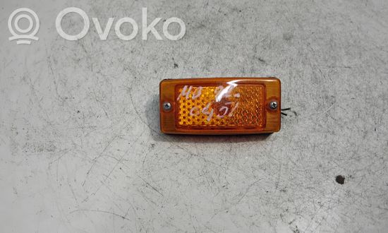 Mercedes-Benz 609 Front fender indicator light