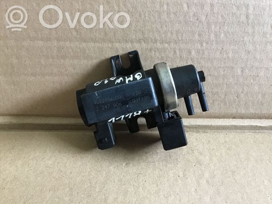BMW 5 E39 Turbo solenoid valve 72279600 2247906