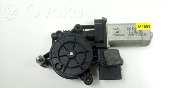 BMW 3 F30 F31 F80 Front door window regulator motor 19995YY0625 3N2833