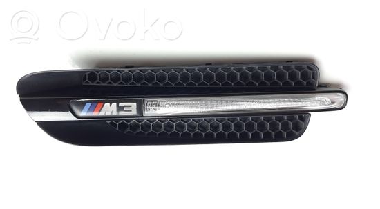 BMW M3 Front fender indicator light 8046447 M5044