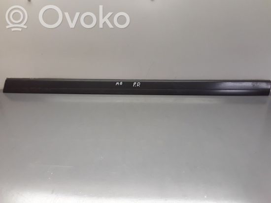 Mercedes-Benz E W124 Front door trim (molding)