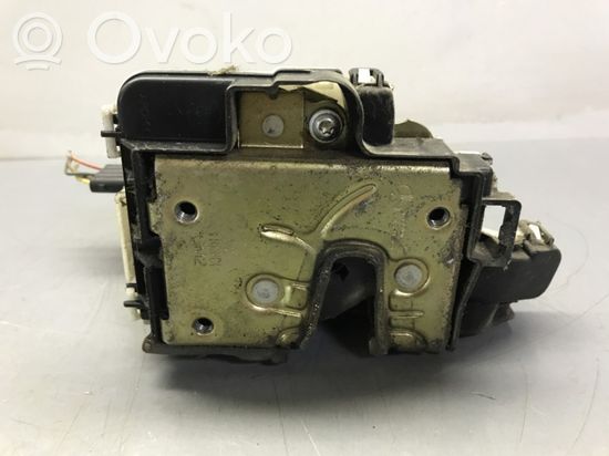 Volkswagen Golf III Rear door lock 1H4839015A