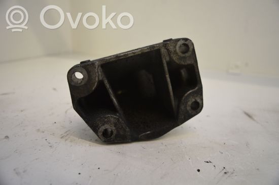 Mercedes-Benz ML W163 Engine mounting bracket A6282230204
