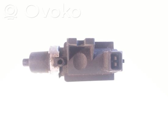 Volkswagen Golf III Turbo solenoid valve 1H0906627