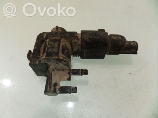 Volkswagen PASSAT B5.5 Turbo solenoid valve 1J0906283C 1J0973722