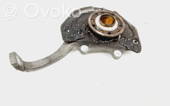 Mercedes-Benz C W205 Front lower control arm/wishbone 2052200