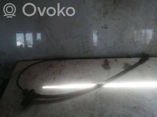 Volkswagen Golf VI Engine bonnet/hood lock release cable 5K0823535