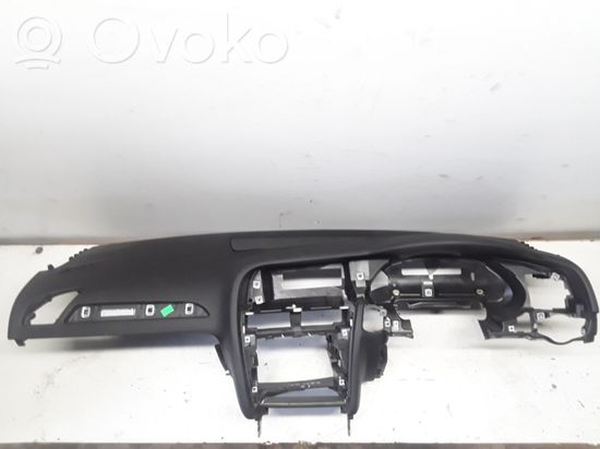 Audi A4 S4 B8 8K Dashboard 8K2857041D