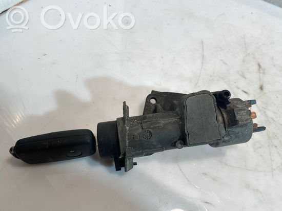 Audi A4 S4 B5 8D Ignition lock 4B0906851A
