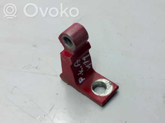 Volkswagen Jetta VI Rear door lower hinge 8K0831401H