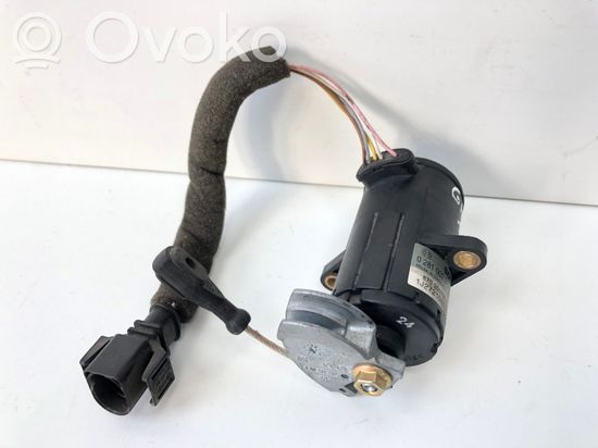 Volkswagen Golf IV Accelerator pedal position sensor 0281002267 1J2721568G 870200795