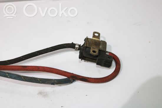 Volkswagen Golf IV Turbo solenoid valve 028906203