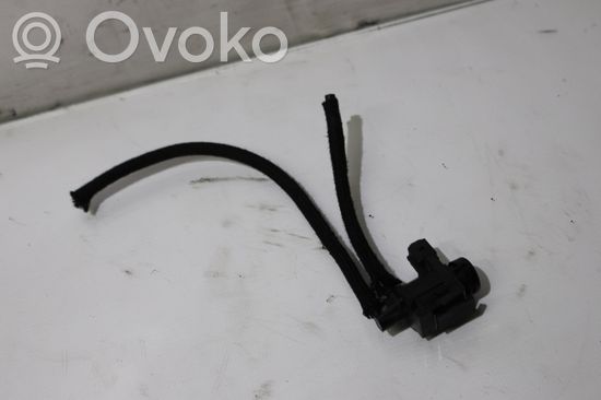 Volkswagen Golf IV Turbo solenoid valve 1J0906283