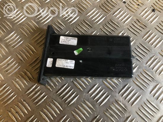 BMW 5 E60 E61 Cup holder front 7063104