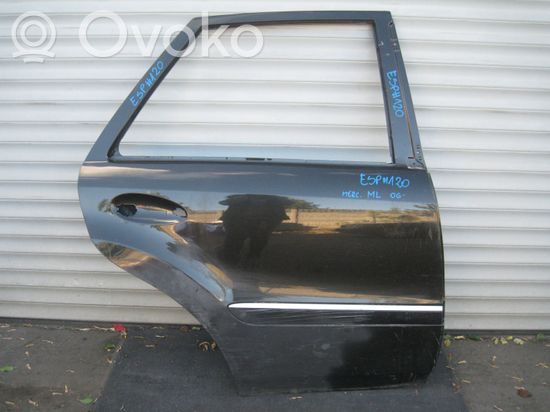 Mercedes-Benz ML W164 Rear door