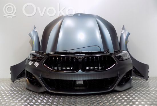 BMW 8 G15 Front piece kit