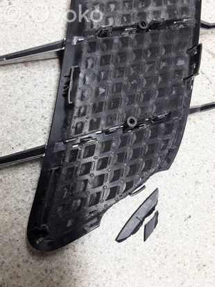 Mercedes-Benz SL R231 Fender grill 2317500044
