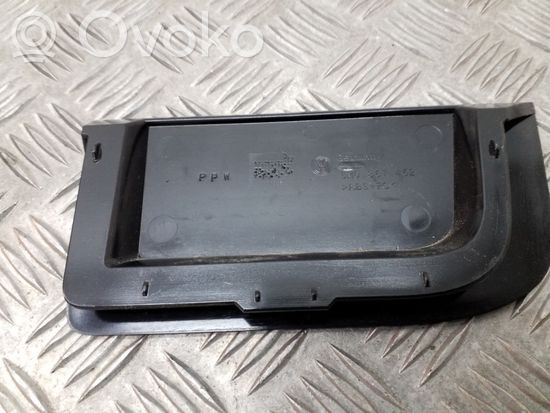Volkswagen Golf Plus Other front door trim element 5M0867462