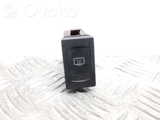 Volkswagen PASSAT B5.5 Windscreen/window heater switch 3B0959621C