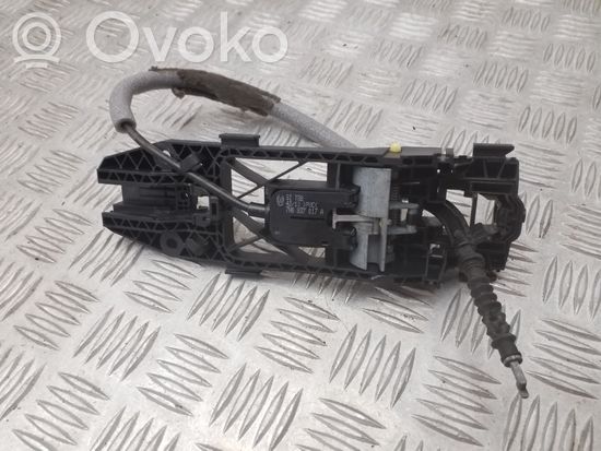 Volkswagen Jetta VI Rear door exterior handle/bracket 7N0837017A
