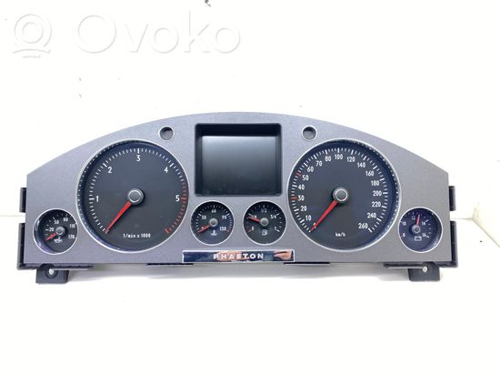 Volkswagen Phaeton Speedometer (instrument cluster) 3D0920885A