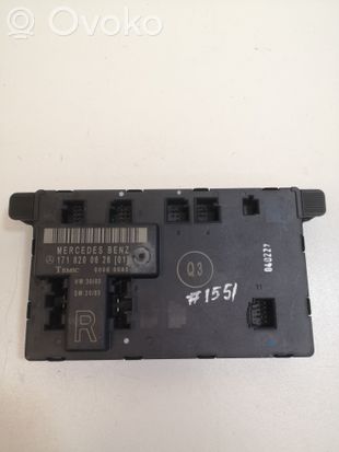 Mercedes-Benz SLK R171 Door control unit/module 1718200626
