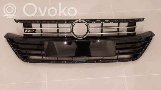 Volkswagen Arteon Front bumper upper radiator grill 3G8853655A