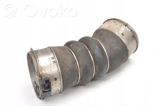 BMW X4 F26 Intercooler hose/pipe 8513450