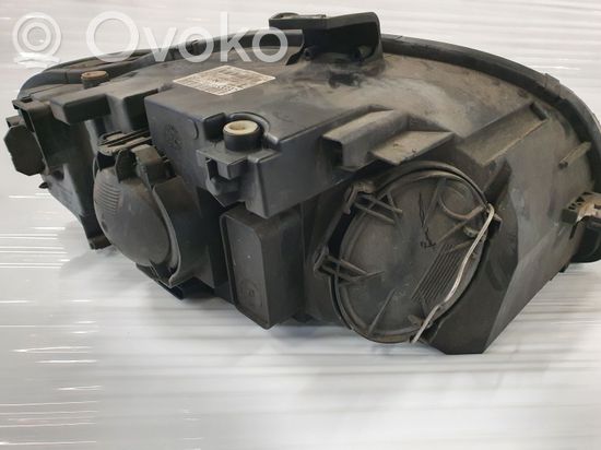 Audi A4 S4 B7 8E 8H Headlight/headlamp